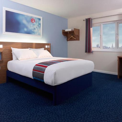 Travelodge London Richmond Central Экстерьер фото
