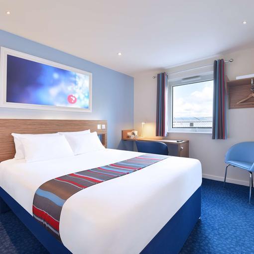 Travelodge London Richmond Central Экстерьер фото