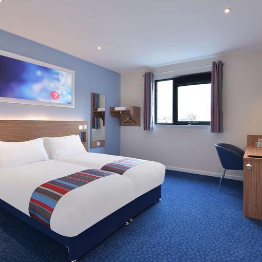 Travelodge London Richmond Central Экстерьер фото